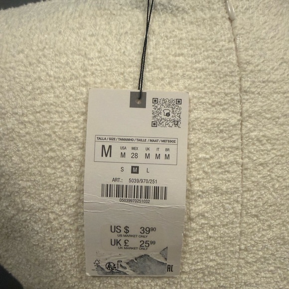 *NEW WITH TAGS* Zara Women's Size M Textured Mini Dress - Picture 3 of 10